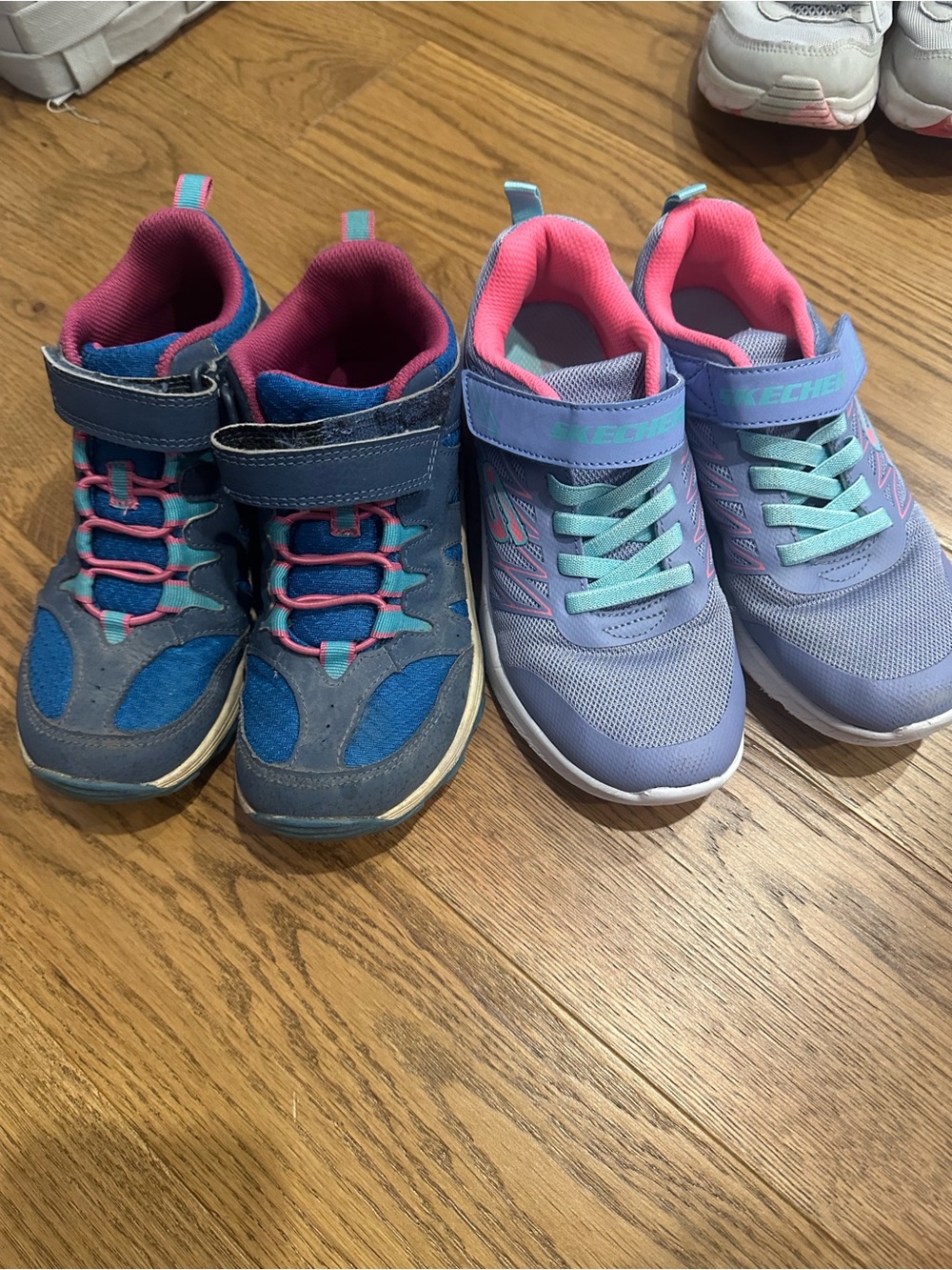 Girls shoes